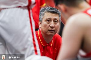 郭艾伦谈郭士强：我老叔压力挺大 这个位置可不是一般人能干的