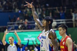 3年前今天：中国男篮不敌菲律宾无缘奥运资格赛 克拉克森单节24分